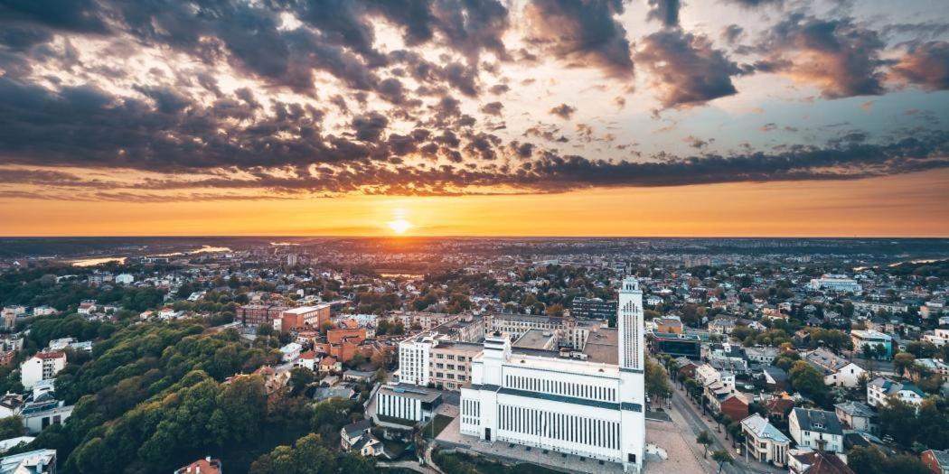 Stay In Kaunas & Radio City - Free Parking Esterno foto