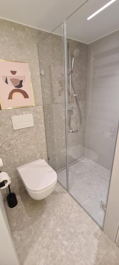 Stay In Kaunas & Radio City - Free Parking Esterno foto